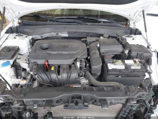 5XXGT4L38HG154646 KIA Optima Lx