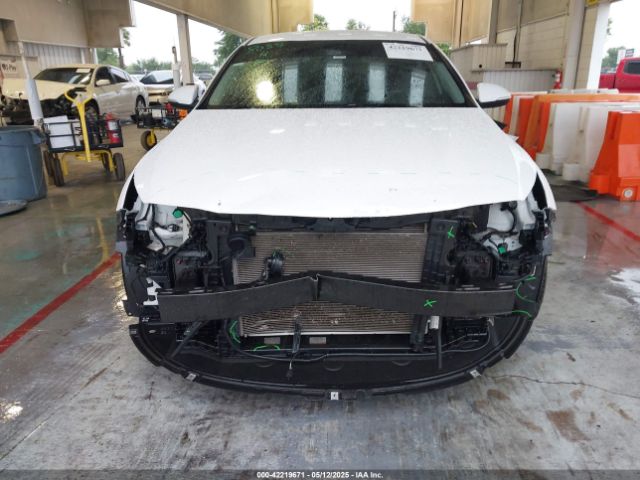 5XXGT4L38HG154646 KIA Optima Lx