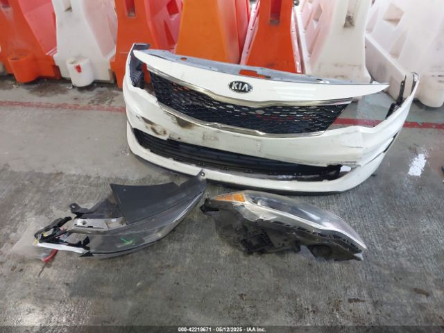 5XXGT4L38HG154646 KIA Optima Lx