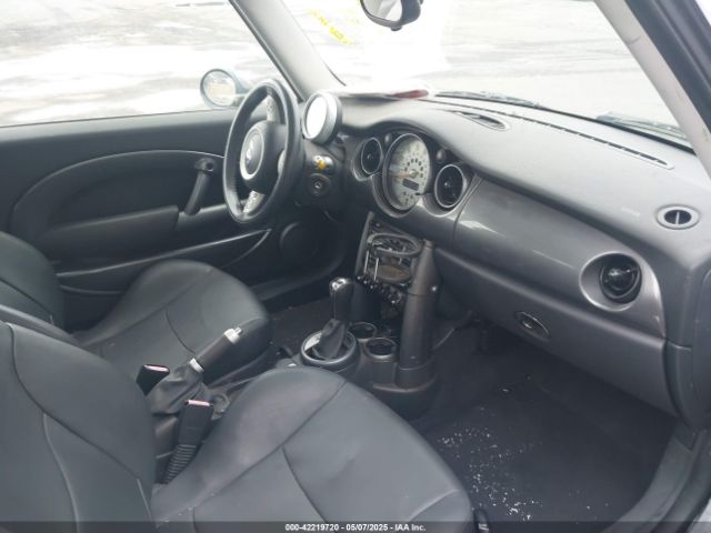 2005 MINI COOPER WMWRC33535TJ70850 Photo 4