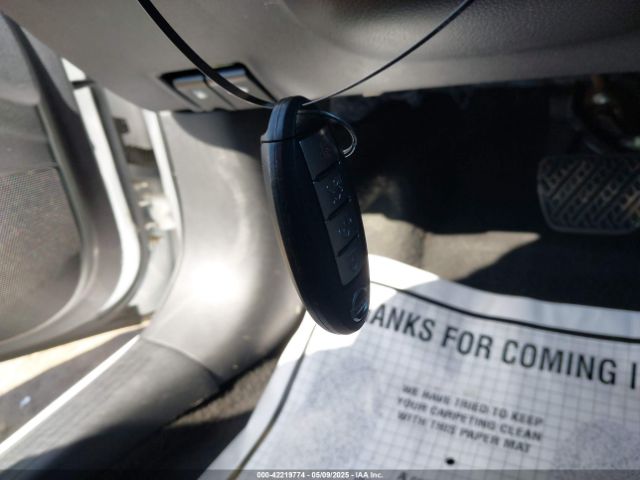 3N1AB7AP7JY245827 Nissan SENTRA SV