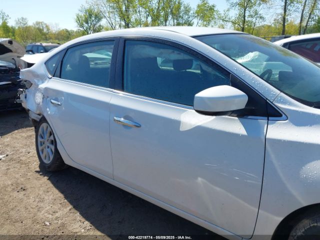 3N1AB7AP7JY245827 Nissan SENTRA SV