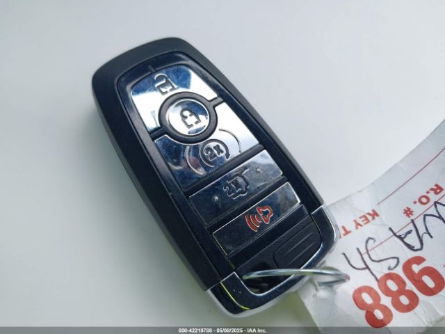 5LM5J7WC0PGL29563 Lincoln Aviator Reserve