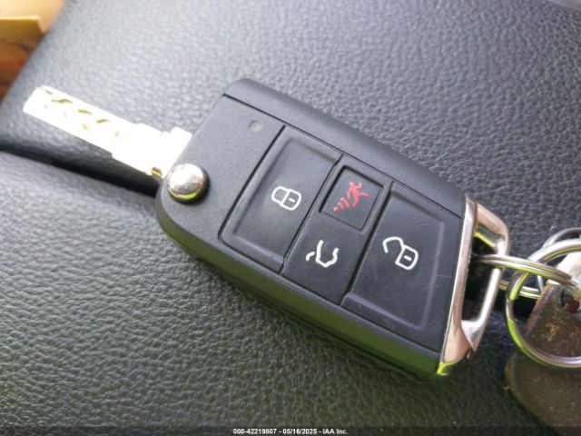 3VW217AU0HM015992 Volkswagen Golf Tsi S 4-door/tsi Se 4-door/tsi Sel 4-door/tsi Wolfsburg Edition 4-door