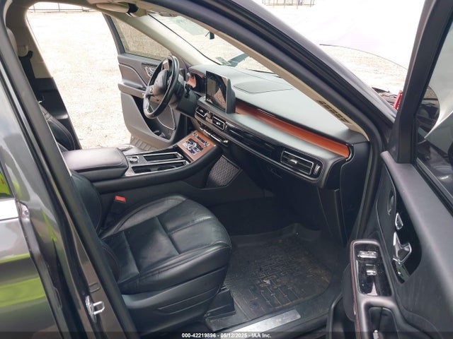 5LM5J7WC2LGL17926 Lincoln Aviator