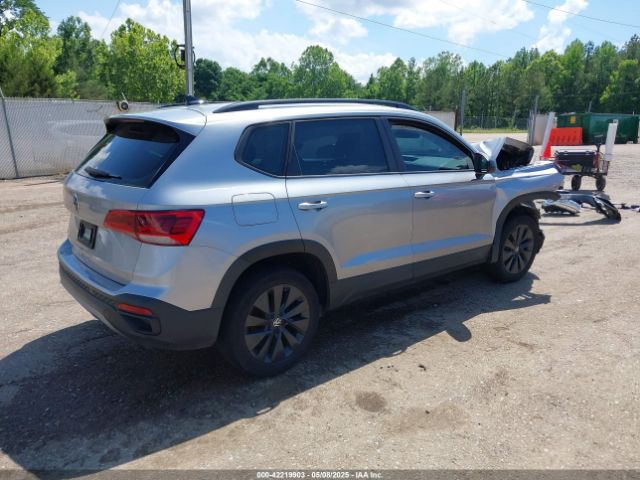 2022 VOLKSWAGEN TAOS 3VVCX7B20NM040908 Photo 3