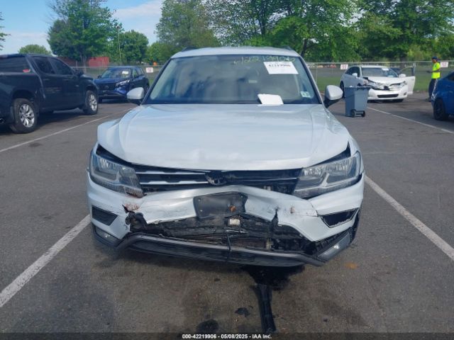 3VV0B7AX5JM025815 Volkswagen Tiguan 2.0t S
