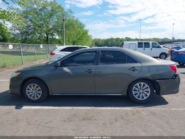 4T1BF1FK5EU849896 Toyota CAMRY LE