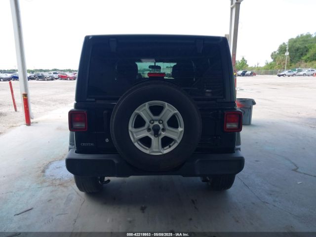 1C4HJXDN6KW668593 Jeep Wrangler Unlimited Sport S 4x4