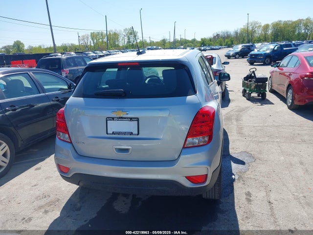 Chevrolet TRAX LS 2019 3GNCJKSB9KL163019 Image 17