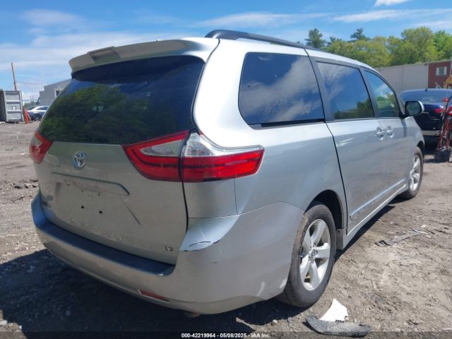 2019 TOYOTA SIENNA 5TDKZ3DC9KS990764 Photo 3