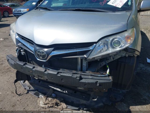 2019 TOYOTA SIENNA 5TDKZ3DC9KS990764 Photo 5