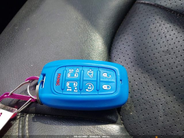 2019 CHRYSLER PACIFICA HYBRID 2C4RC1L7XKR613958 Photo 10