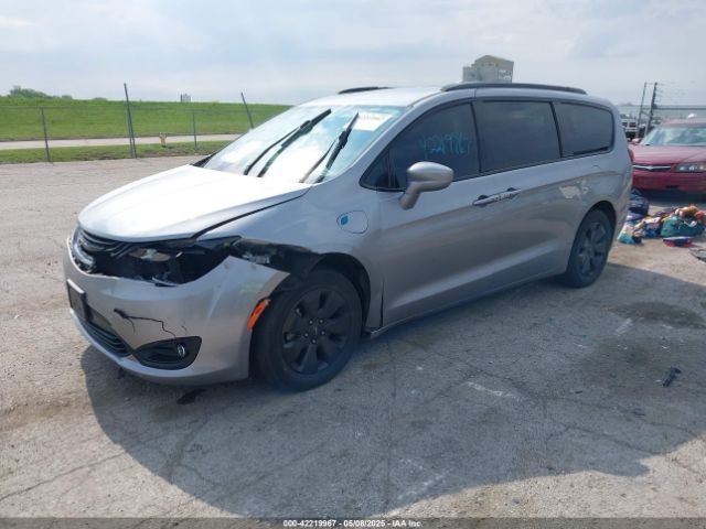 2019 CHRYSLER PACIFICA HYBRID 2C4RC1L7XKR613958 Photo 1