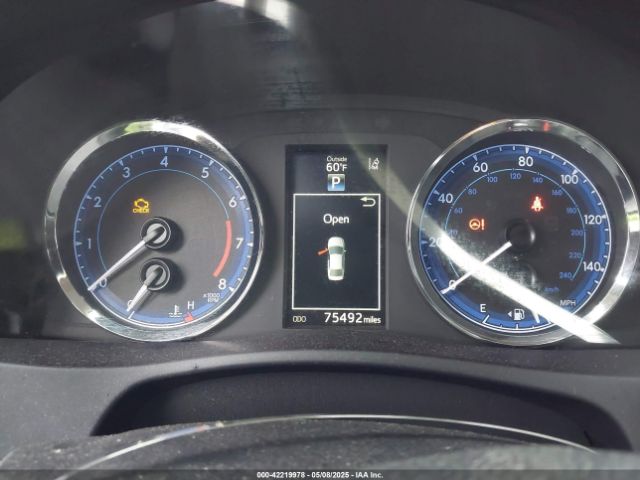 5YFBURHE3HP647169 Toyota COROLLA SE