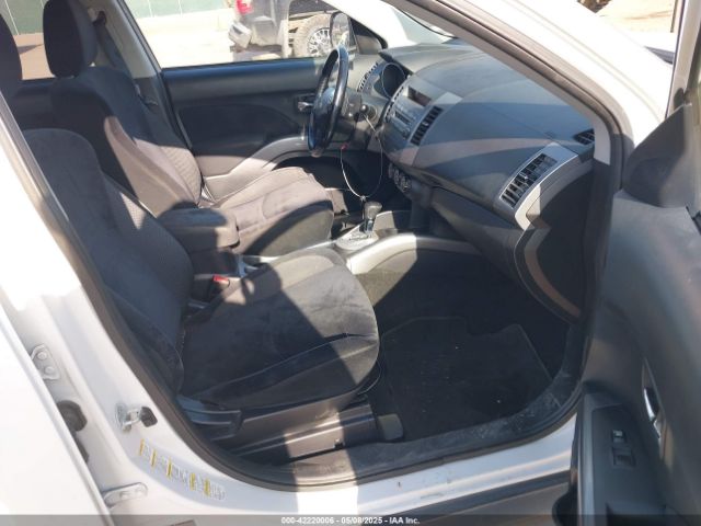 2010 MITSUBISHI OUTLANDER JA4AT2AW3AZ013391 Photo 4