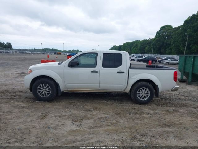 1N6DD0ER0JN761139 Nissan Frontier Sv