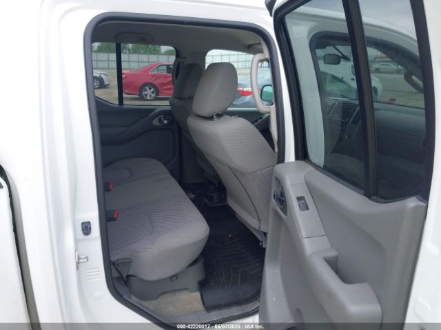 1N6DD0ER0JN761139 Nissan Frontier Sv