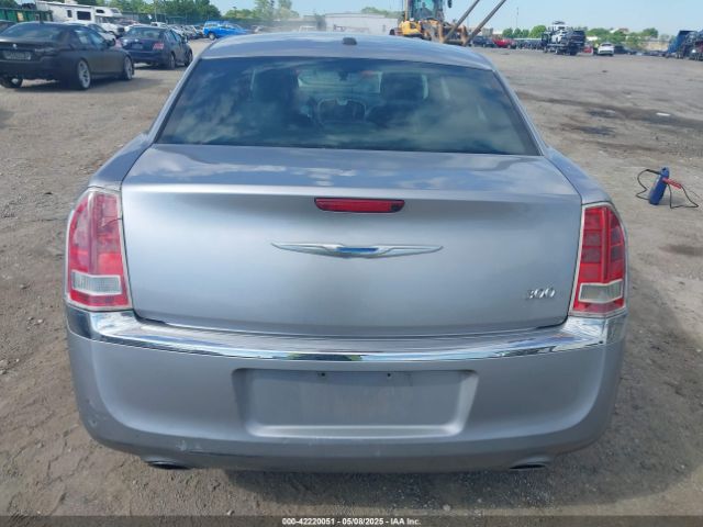 2C3CCAAG3EH380058 Chrysler 300