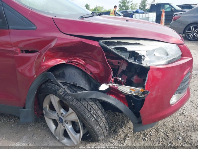 1FMCU0GX6EUA98886 Ford ESCAPE SE