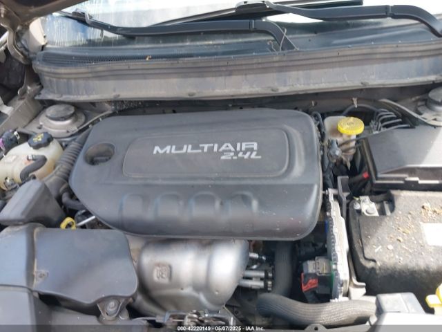 1C4PJLCB4JD573830 Jeep Cherokee Latitude Fwd
