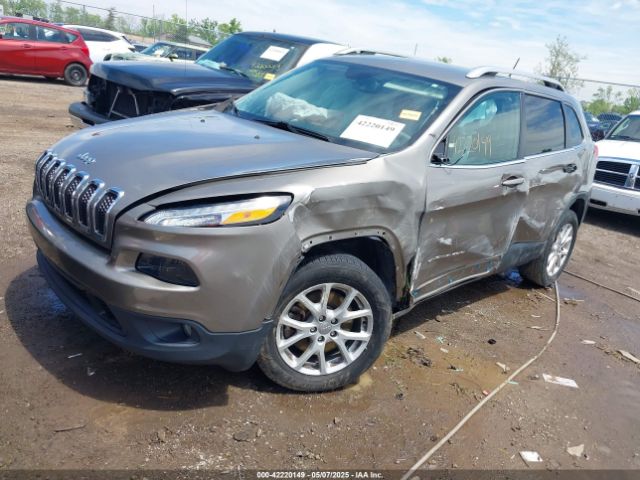 1C4PJLCB4JD573830 Jeep Cherokee Latitude Fwd