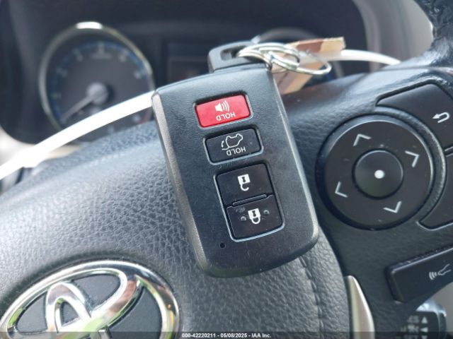 JTMYFREV2JD120015 Toyota Rav4 Limited