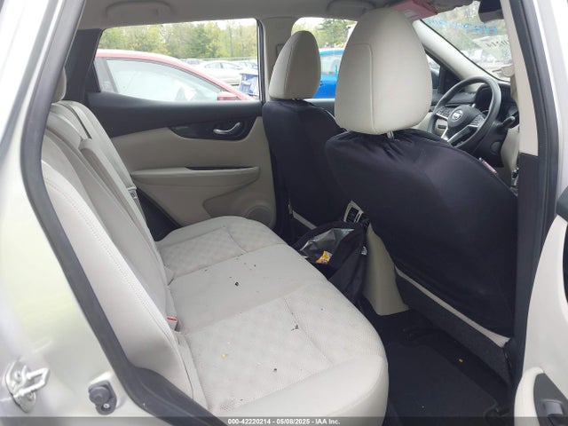 JN1BJ1CRXKW624199 Nissan Rogue Sport Sv