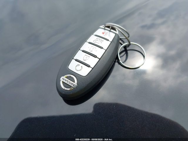 5N1DR2MM4HC649189 Nissan Pathfinder Sv