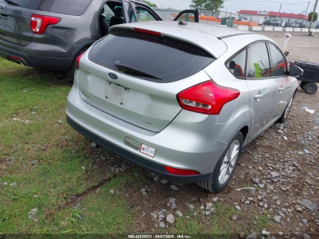 1FADP3K22FL315361 Ford FOCUS SE