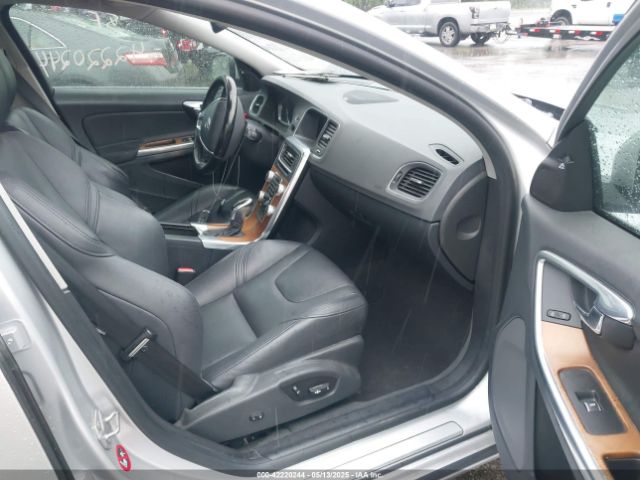 LYV402FMXGB087958 Volvo S60 Inscription T5 Drive-e Platinum