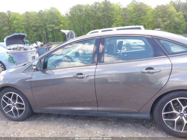 1FADP3H20JL226341 Ford FOCUS SEL