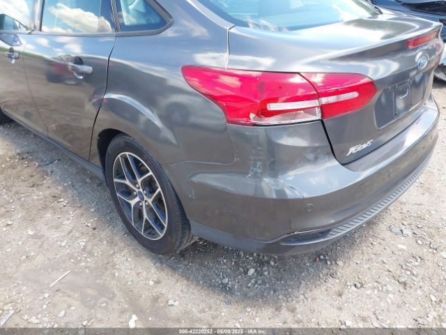1FADP3H20JL226341 Ford FOCUS SEL