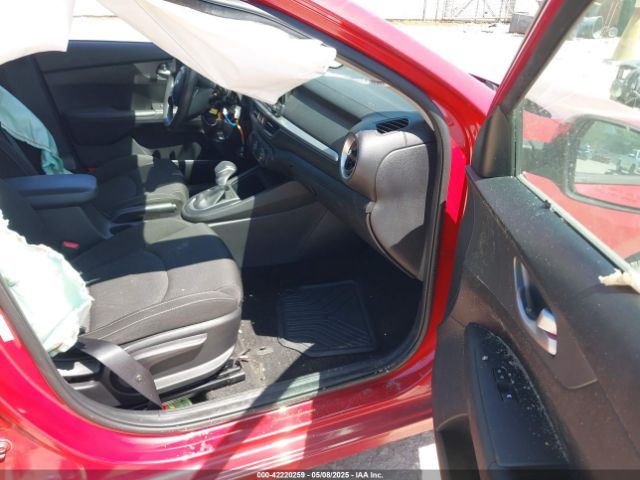 3KPF24AD2ME309060 KIA Forte Lxs