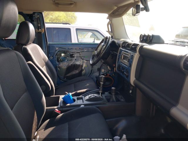 2012 TOYOTA FJ CRUISER JTEBU4BF3CK121793 Photo 4