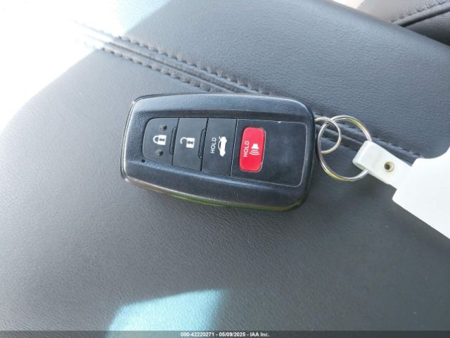4T1DA1AB2MU008826 Toyota Avalon Limited Hybrid