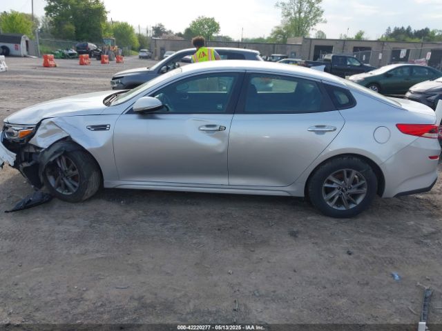 5XXGT4L38LG444734 KIA Optima Lx