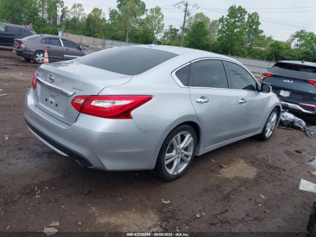 1N4BL3AP9HC110557 Nissan Altima 3.5 Sl