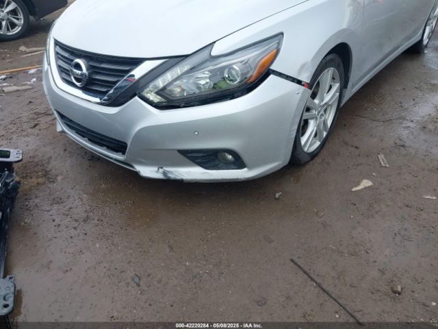 1N4BL3AP9HC110557 Nissan Altima 3.5 Sl