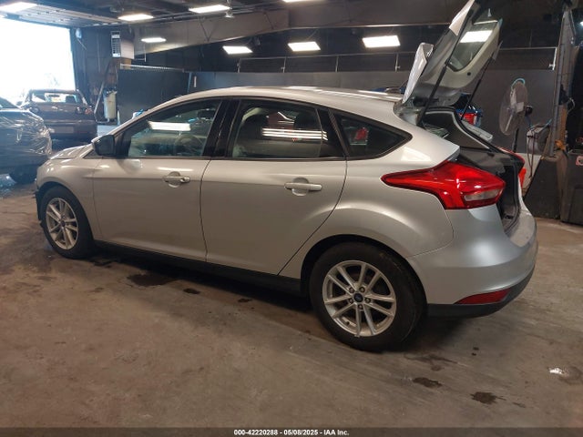 1FADP3K24JL254572 Ford FOCUS SE