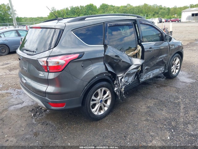1FMCU9G92HUD03419 Ford 2017
