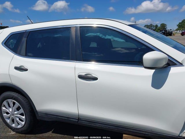 Nissan ROGUE S 2016 5N1AT2MT7GC874555 Image 13