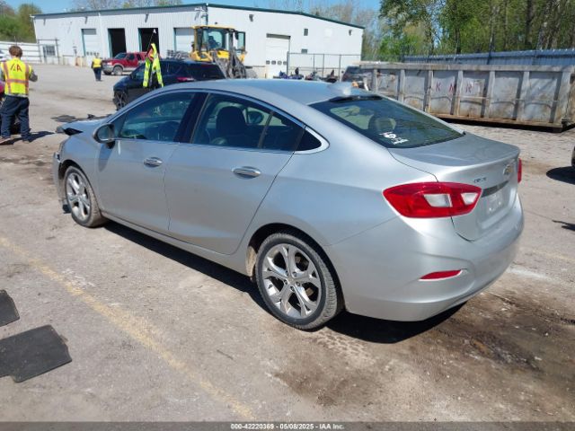 2017 CHEVROLET CRUZE 1G1BF5SM3H7143055 Photo 2