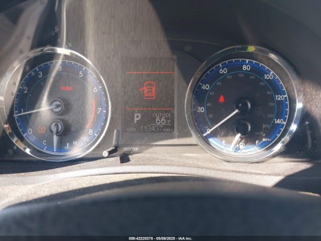 2T1BURHE9JC971913 Toyota COROLLA LE