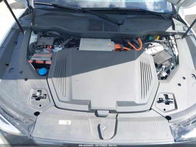 2024 AUDI Q8 E-TRON WA15AAGE8RB007266 Photo 9