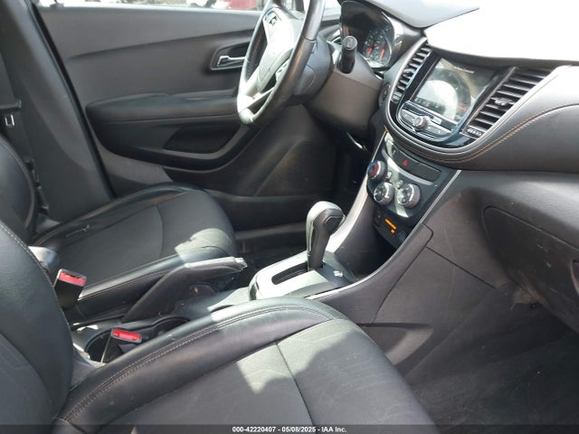 3GNCJPSB4KL390583 Chevrolet Trax Lt