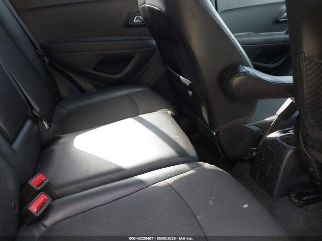 3GNCJPSB4KL390583 Chevrolet Trax Lt