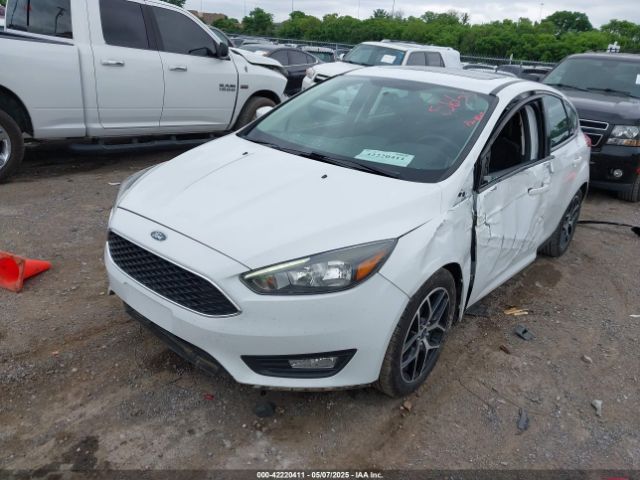 1FADP3M20JL265663 Ford FOCUS SEL