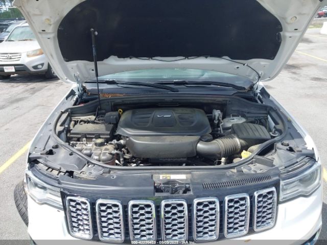 2017 JEEP GRAND CHEROKEE 1C4RJECG8HC813686 Photo 9