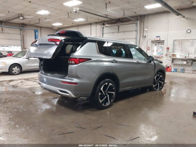 2022 MITSUBISHI OUTLANDER JA4J4VA86NZ082369 Photo 3